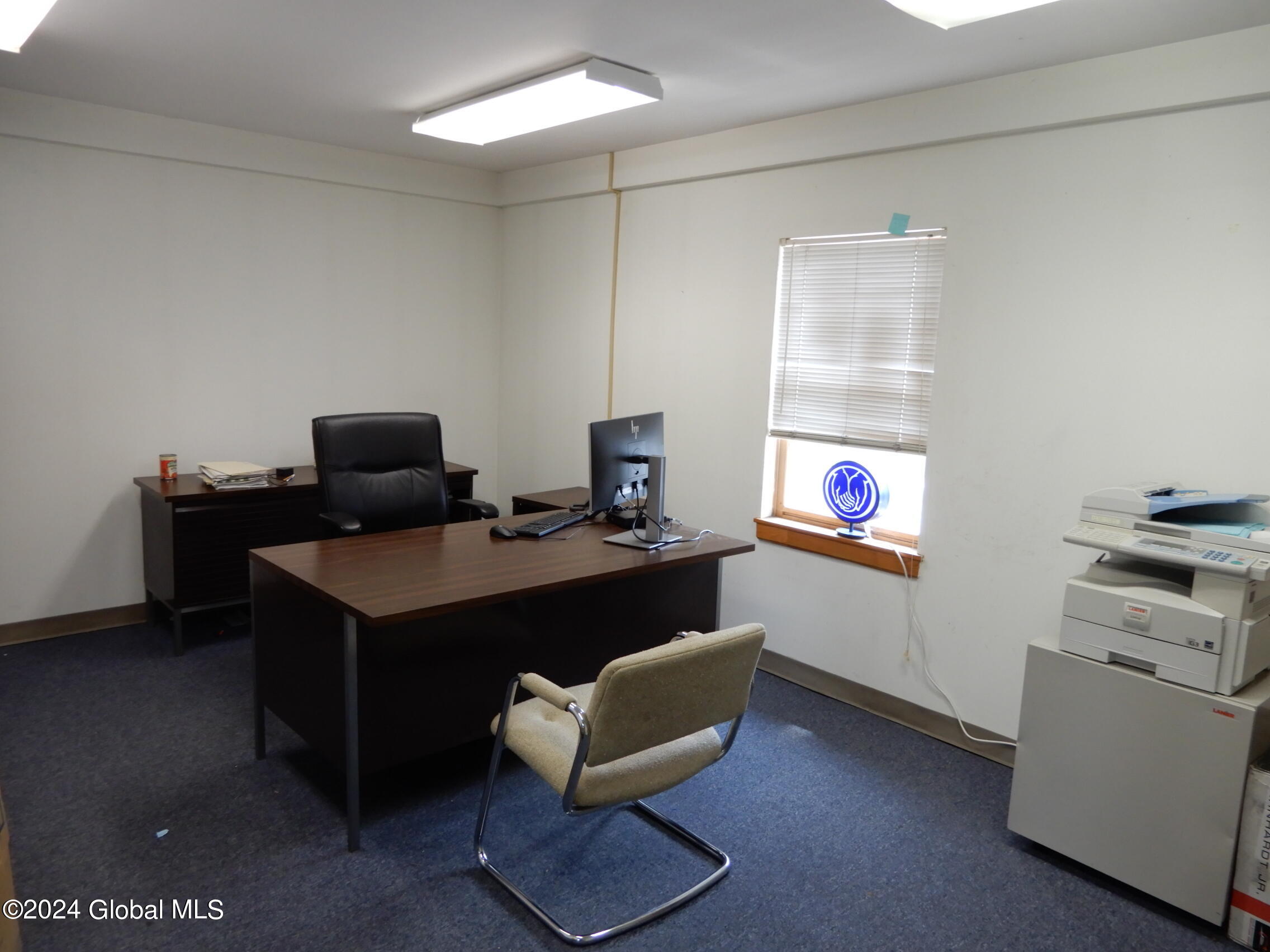 689-691 Hoosick Road Brunswick, NY 12180 - Photo 60 of 68 DSCN9847