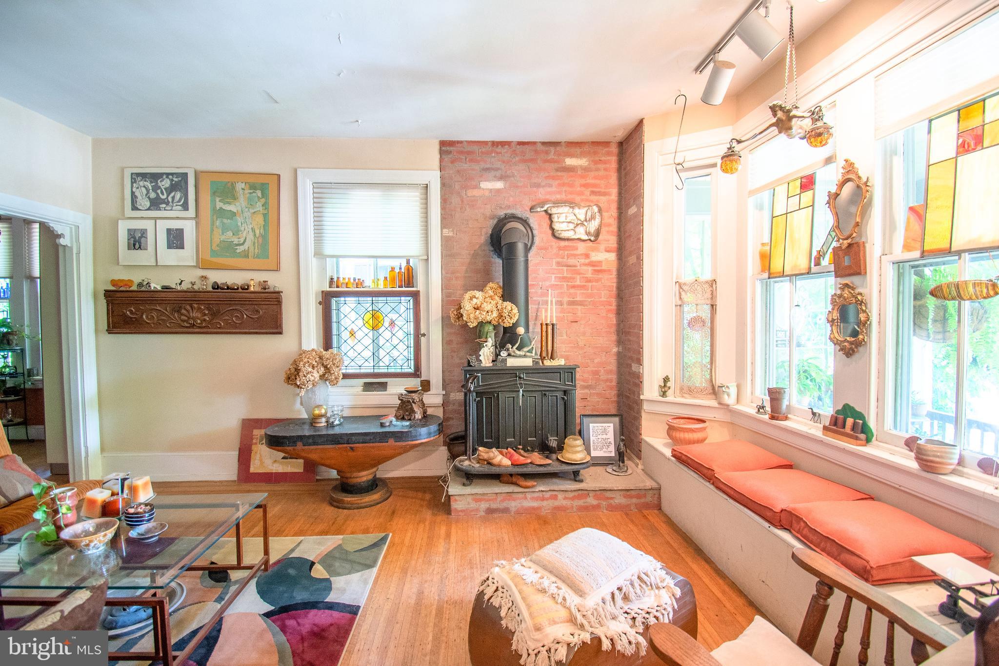 141 Woodland Road Wyncote, PA 19095 - Photo 8 of 46 Gallery Image 8