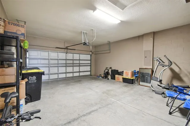 $2,700 | 6841 Bushnell Drive, Lakeland, FL 33813