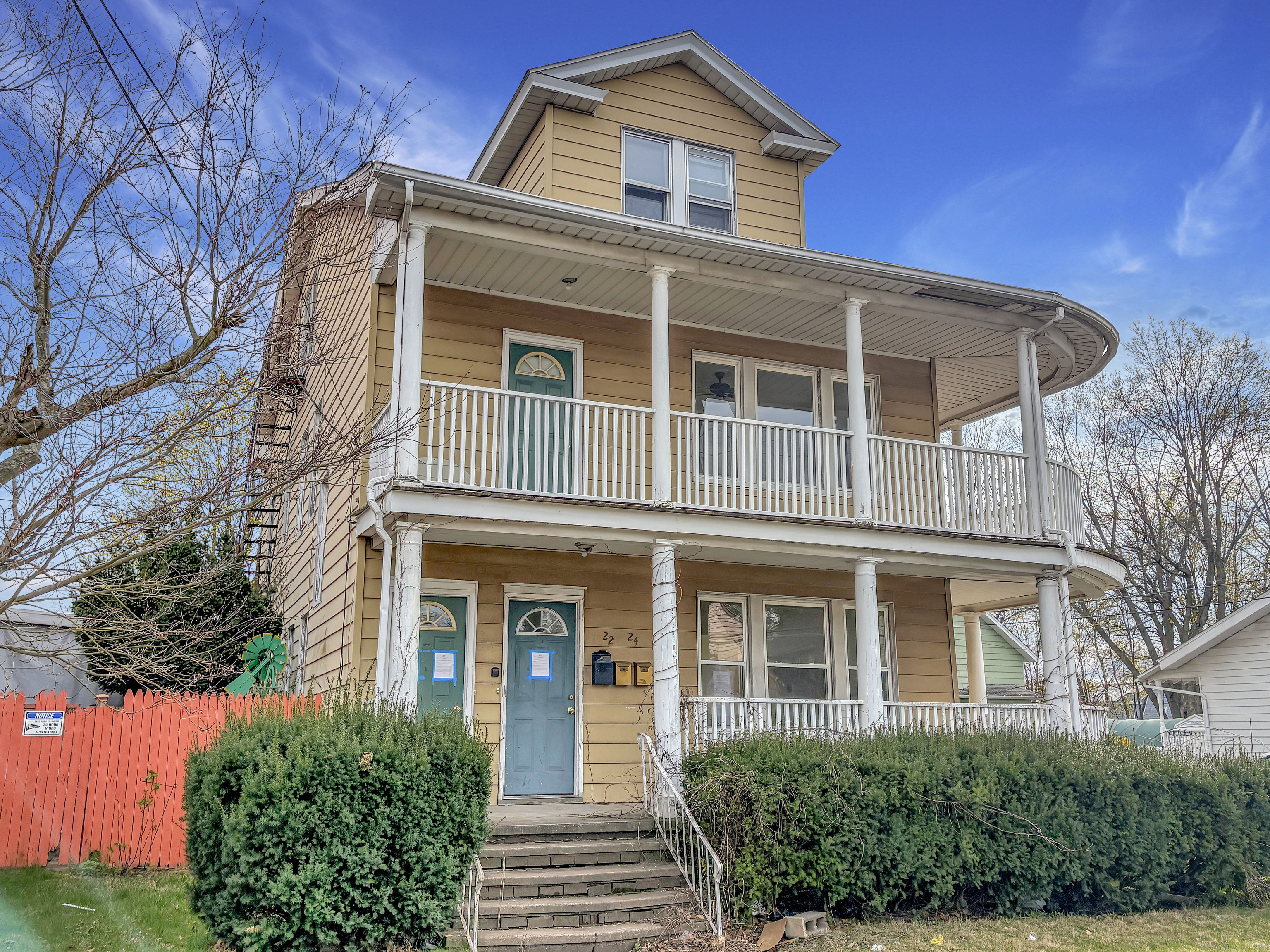 22 Helen Street Hamden, CT 06514 - Photo 2 of 30