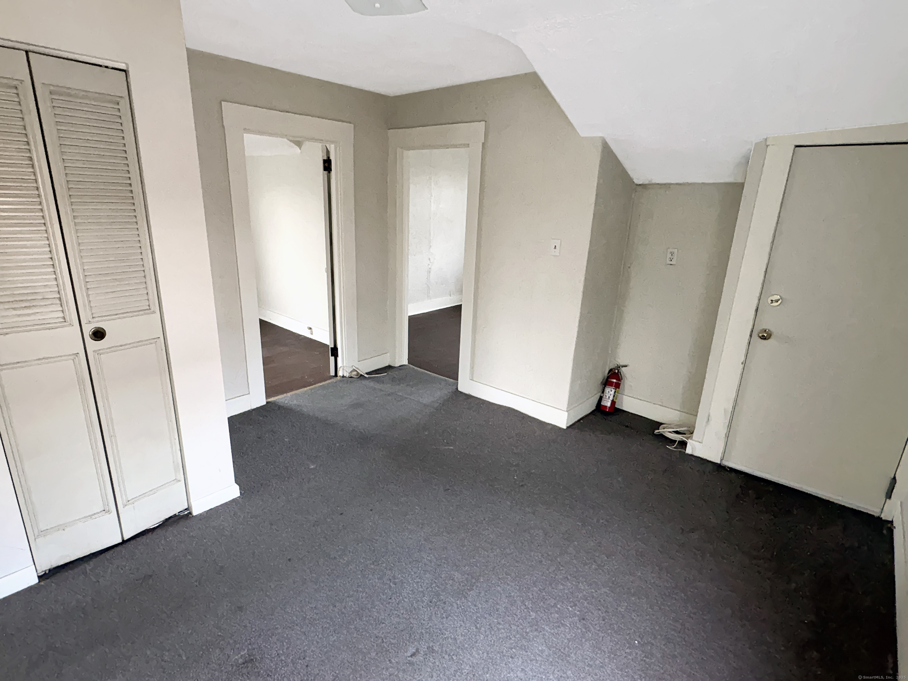 22 Helen Street Hamden, CT 06514 - Photo 26 of 30