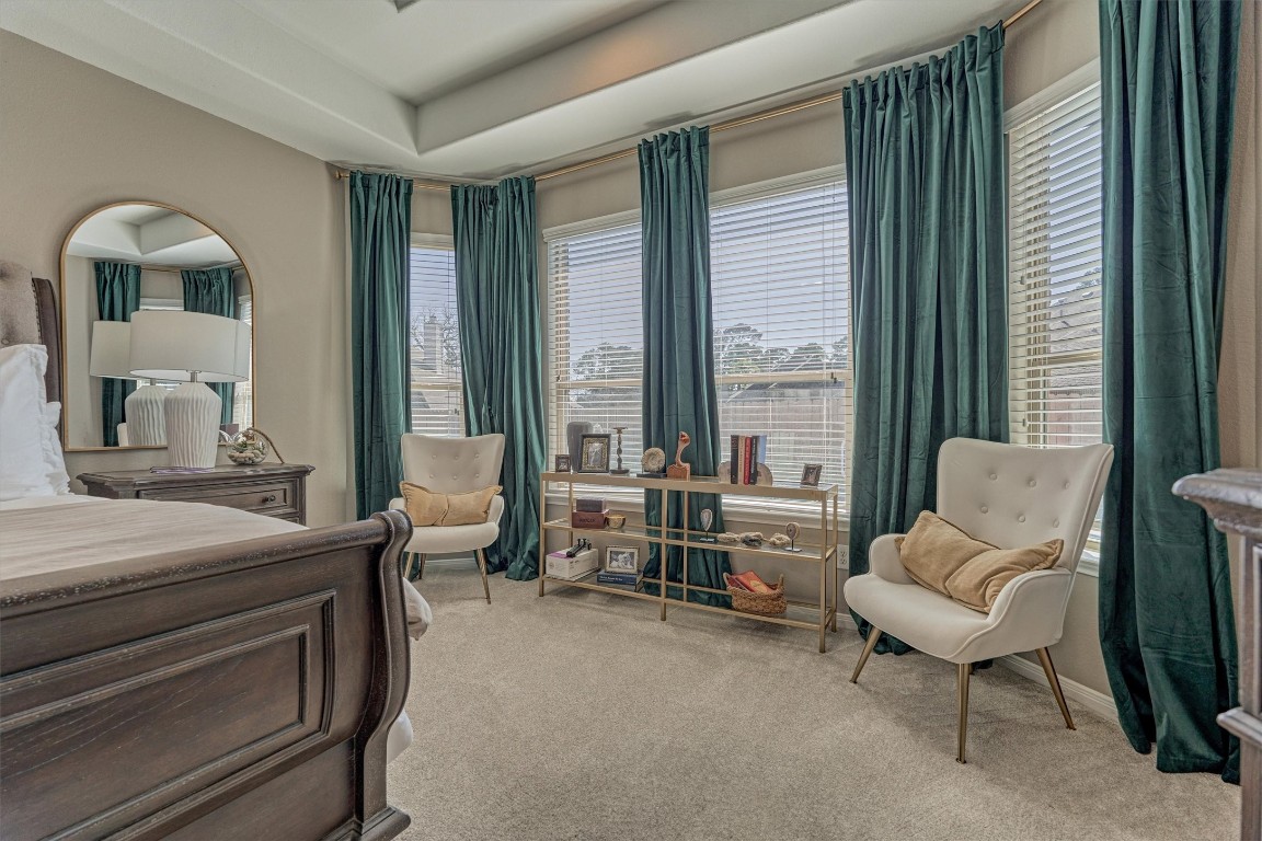 226 Hampton Glen Road Montgomery, TX 77356 - Photo 18 of 48 Primary bedroom