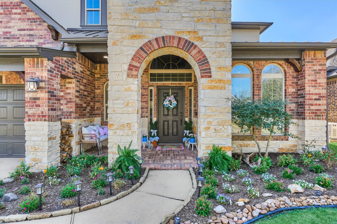 226 Hampton Glen Road Montgomery, TX 77356 - Photo 3 of 48