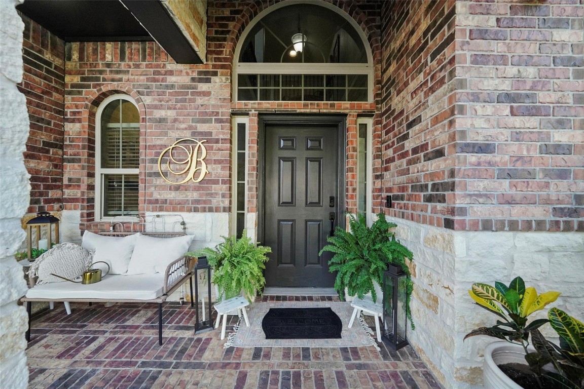 226 Hampton Glen Road Montgomery, TX 77356 - Photo 4 of 48