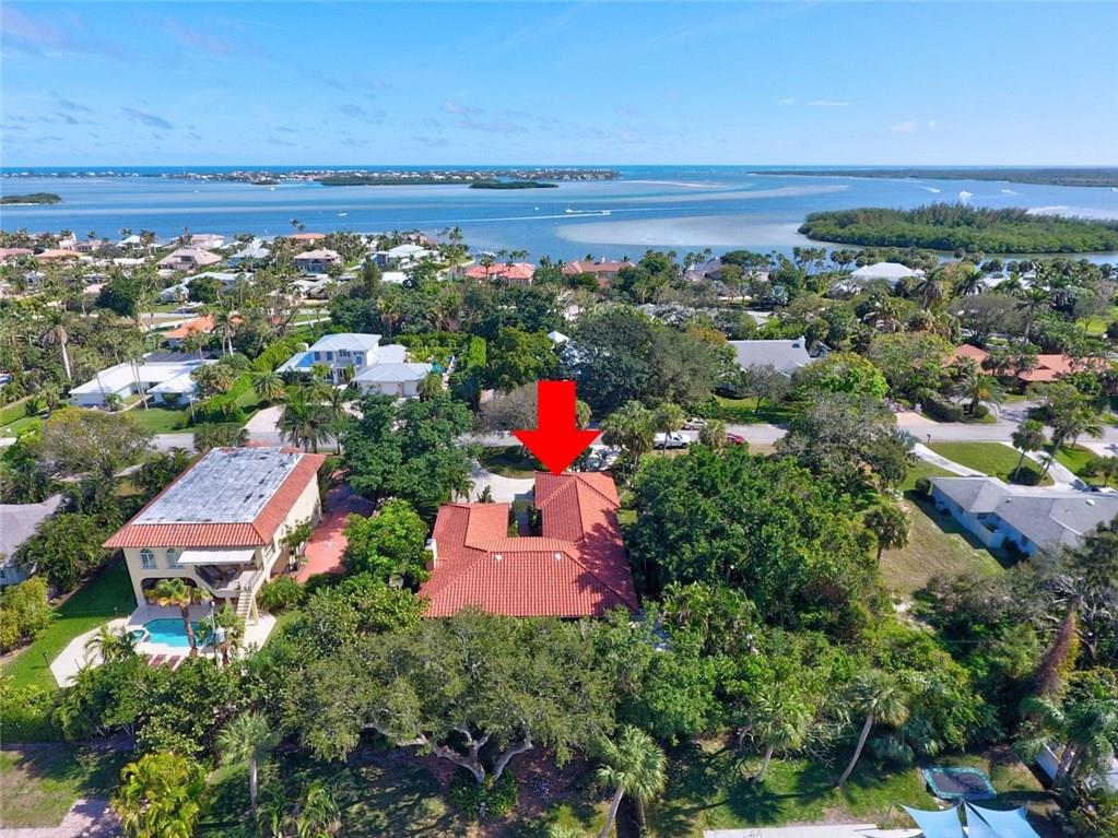 17 Middle Road Sewall's Point, FL 34996 - Photo 4 of 44 Gallery Image 4