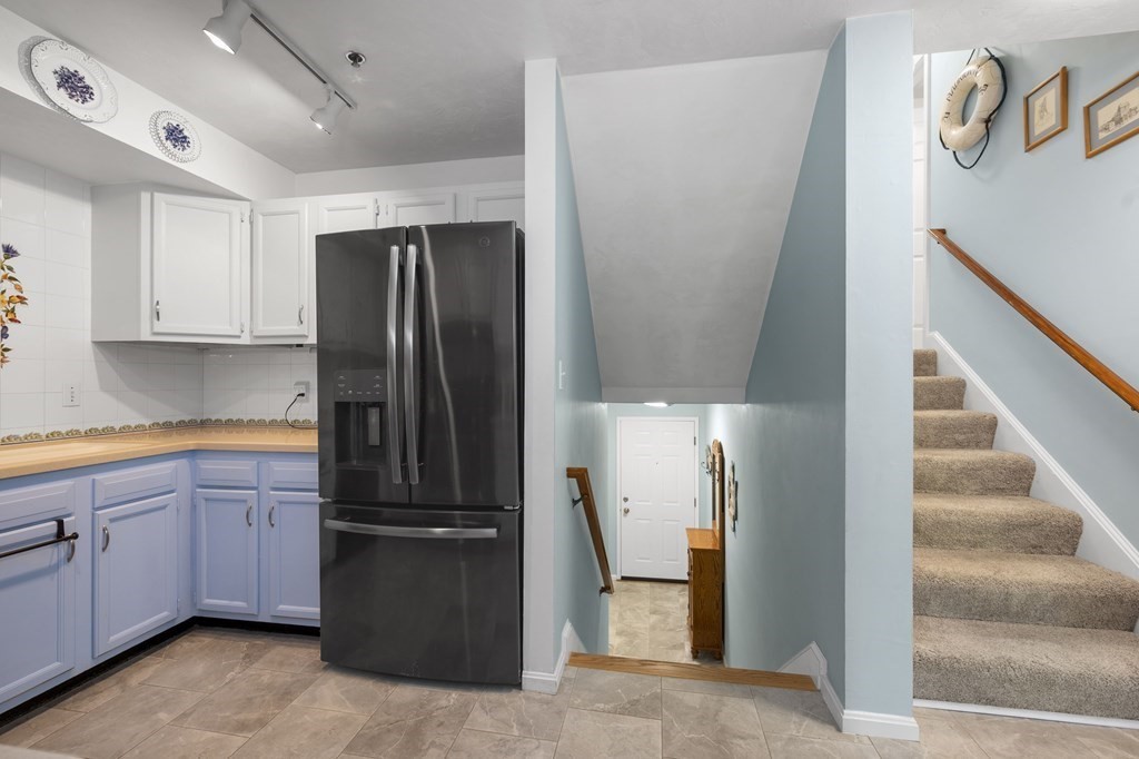 4 Duck Pond Road, Unit 213 Beverly, MA 01915 - Photo 16 of 27 Gallery Image 16