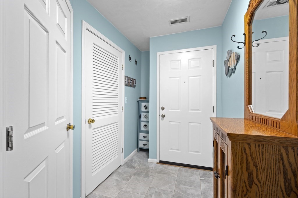 4 Duck Pond Road, Unit 213 Beverly, MA 01915 - Photo 22 of 27 Gallery Image 22