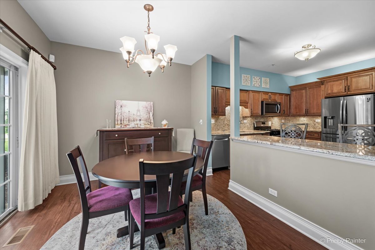 715 Riding Lane, Unit 715 St. Charles, IL 60174 - Photo 11 of 31