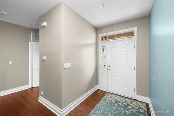 $360,000 | 715 Riding Lane, Unit 715, St. Charles, IL 60174
