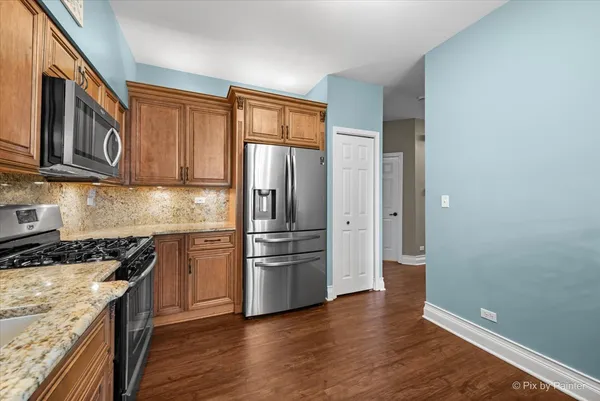 $360,000 | 715 Riding Lane, Unit 715, St. Charles, IL 60174