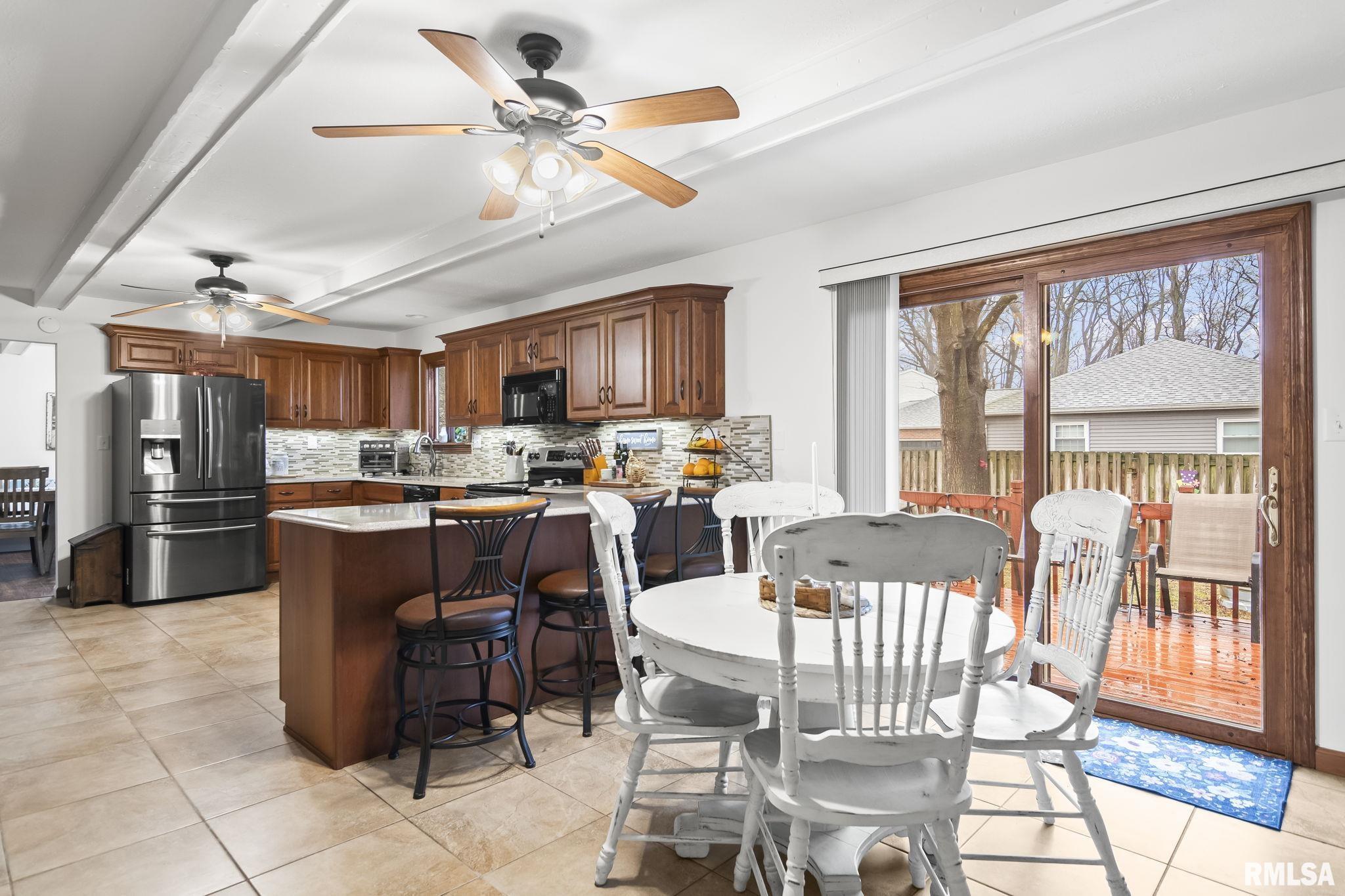 33 Sarah Avenue Springfield, IL 62703 - Photo 18 of 41