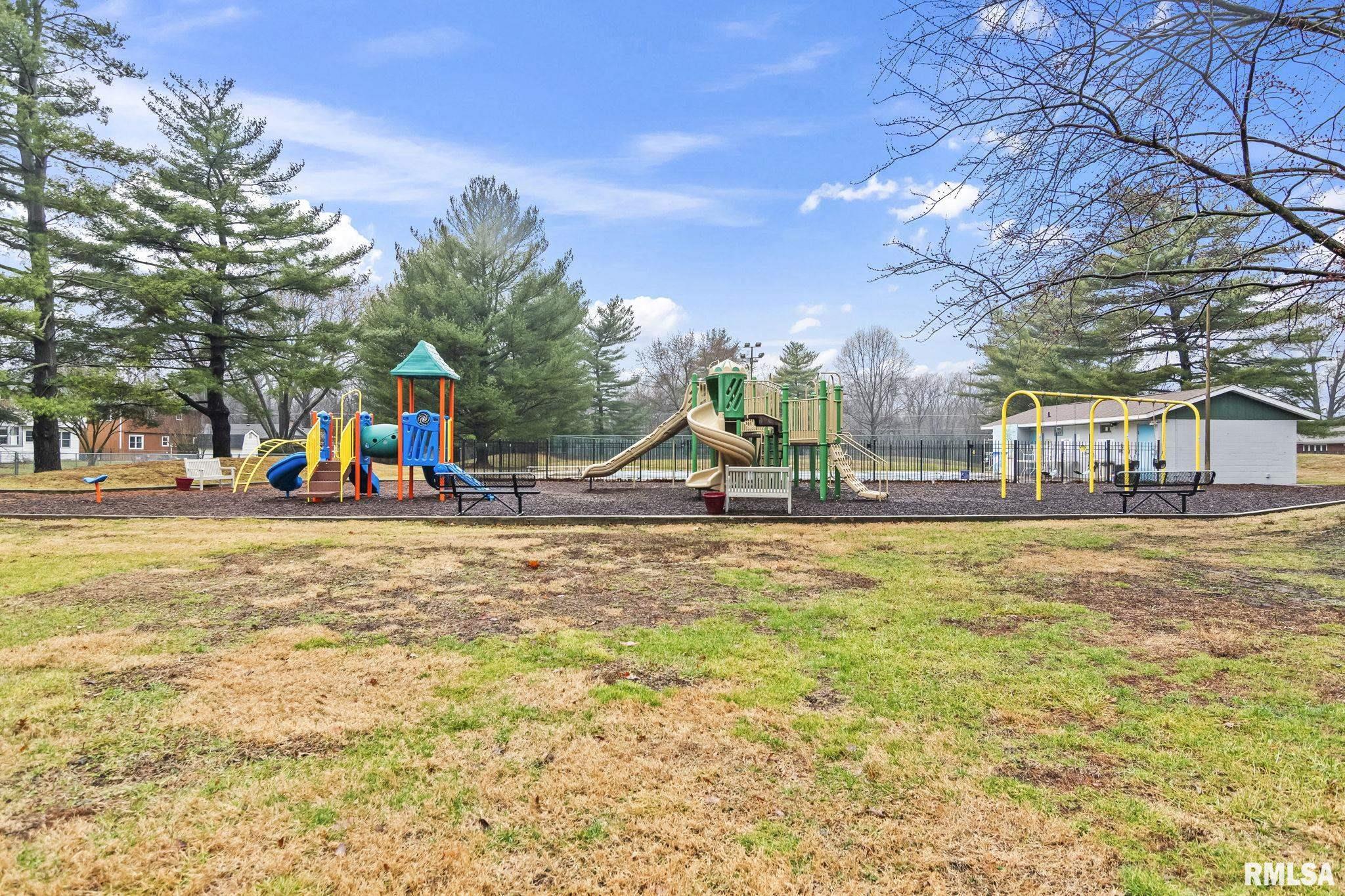 33 Sarah Avenue Springfield, IL 62703 - Photo 35 of 41