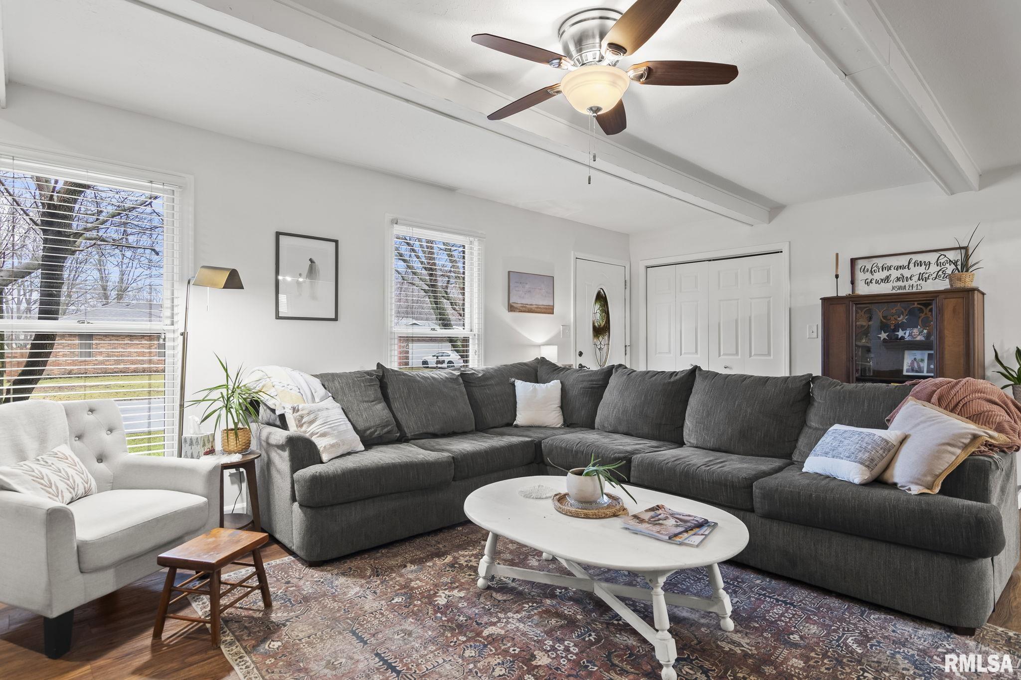 33 Sarah Avenue Springfield, IL 62703 - Photo 7 of 41