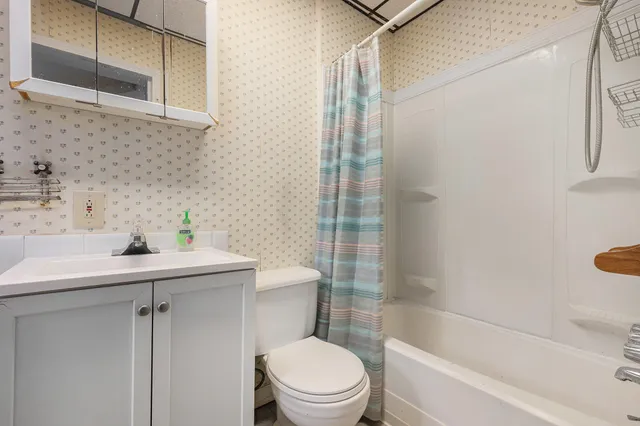 $129,000 | 313 South Brown Street, Paw Paw, MI 49079