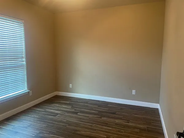 $1,700 | 103 South Kanaio Drive, Unit A, Bastrop, TX 78602