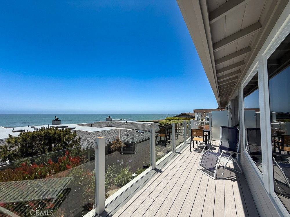 557 Lucerne Street Cayucos, CA 93430 - Photo 15 of 51 Deck