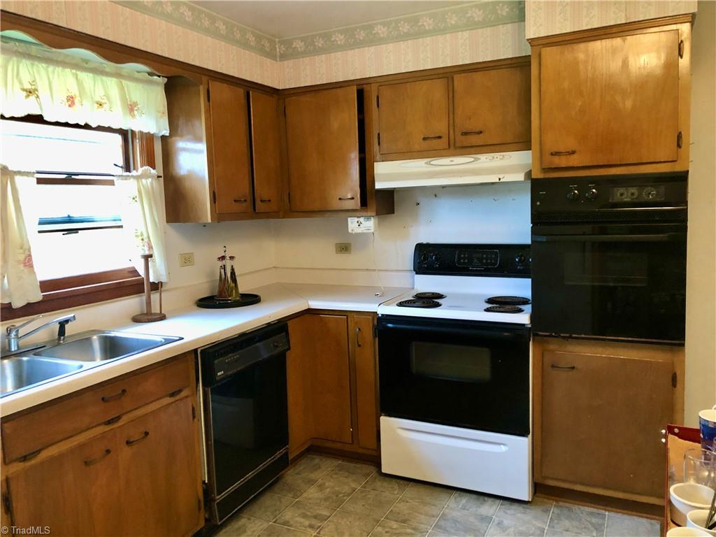 67 Ranger Road Fancy Gap, VA 24328 - Photo 10 of 32 Gallery Image 10