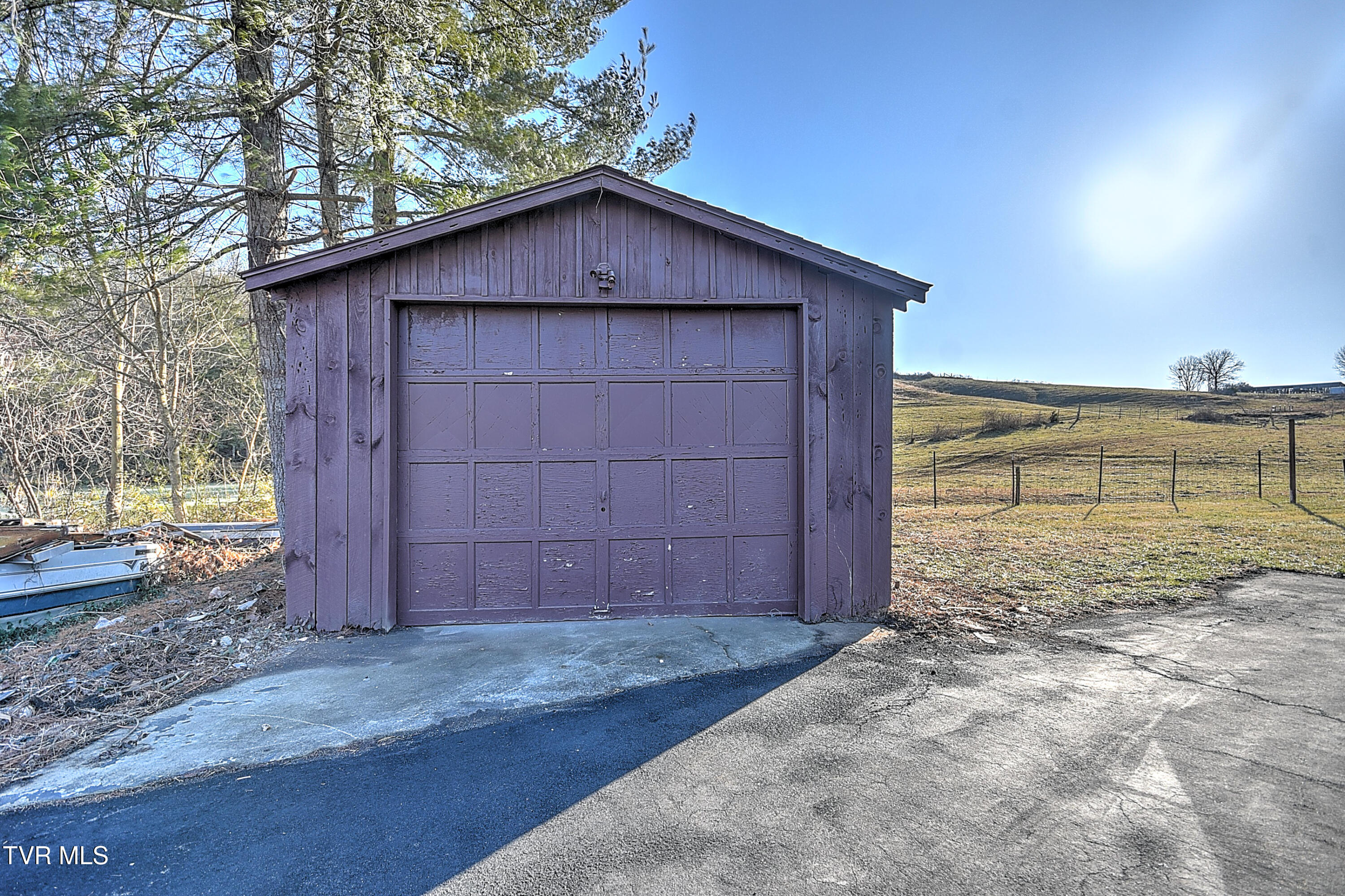 535 Debusk Road Greeneville, TN 37743 - Photo 32 of 40 535 Debusk CP-33