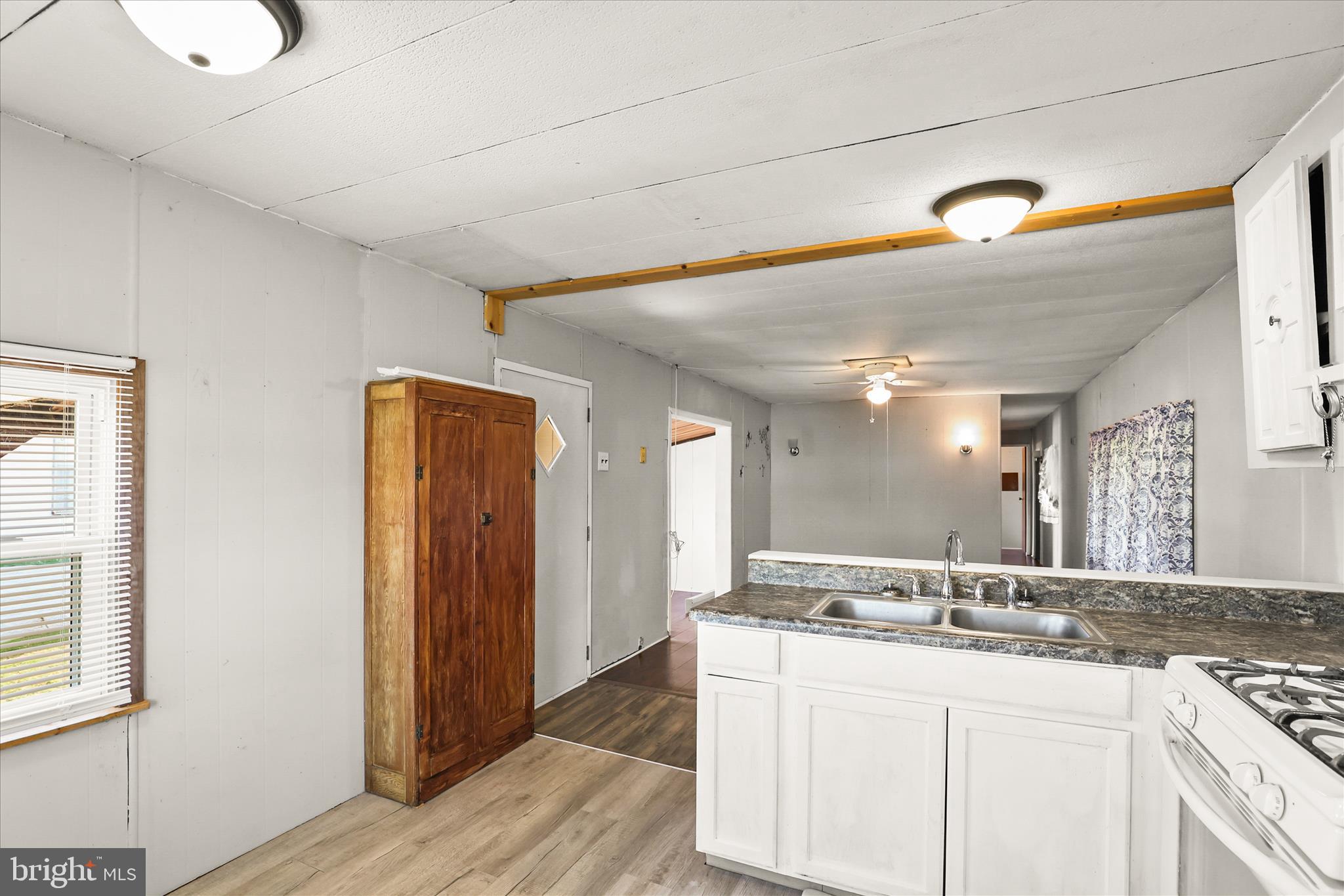 3720 Davidsburg Road, Unit A12 Dover, PA 17315 - Photo 19 of 32 a bathroom with a sink and a mirror