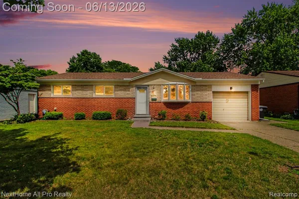 $320,000 | 14242 Park Street, Livonia, MI 48154