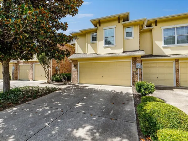 $2,250 | 10116 Wake Bridge Drive, Frisco, TX 75035