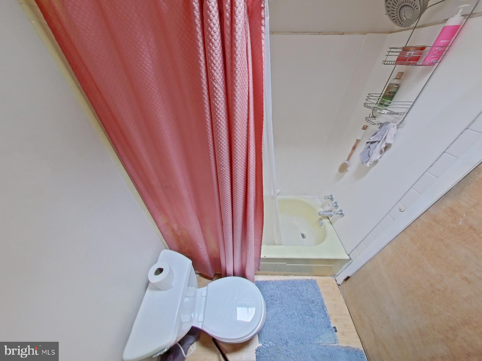 1547 Rainer Road Brookhaven, PA 19015 - Photo 27 of 33 Bathroom
