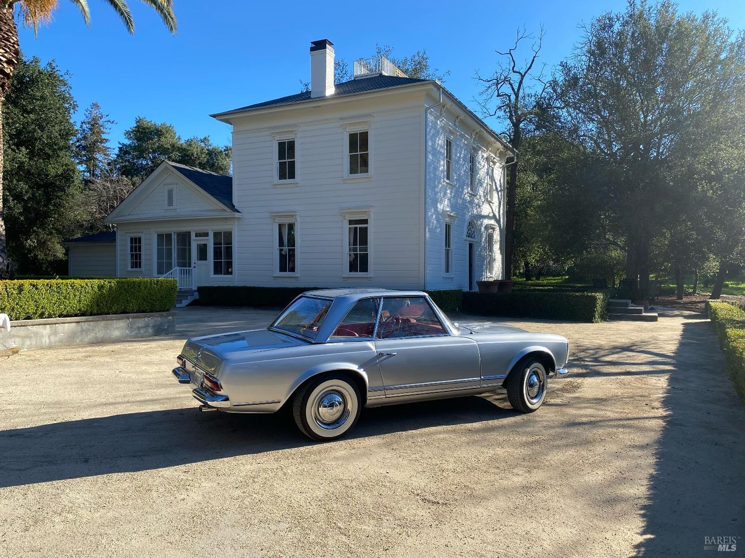 751 Crystal Springs Road St. Helena, CA 94574 - Photo 9 of 25 a front view of a house with a yard