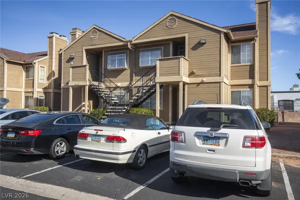 $1,000 | 2674 Bryandouglas Drive, Unit B, Las Vegas, NV 89121