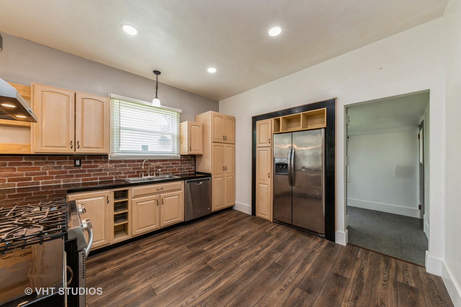 110 Harding Avenue Fox River Grove, IL 60021 - Photo 5 of 17 Gallery Image 5