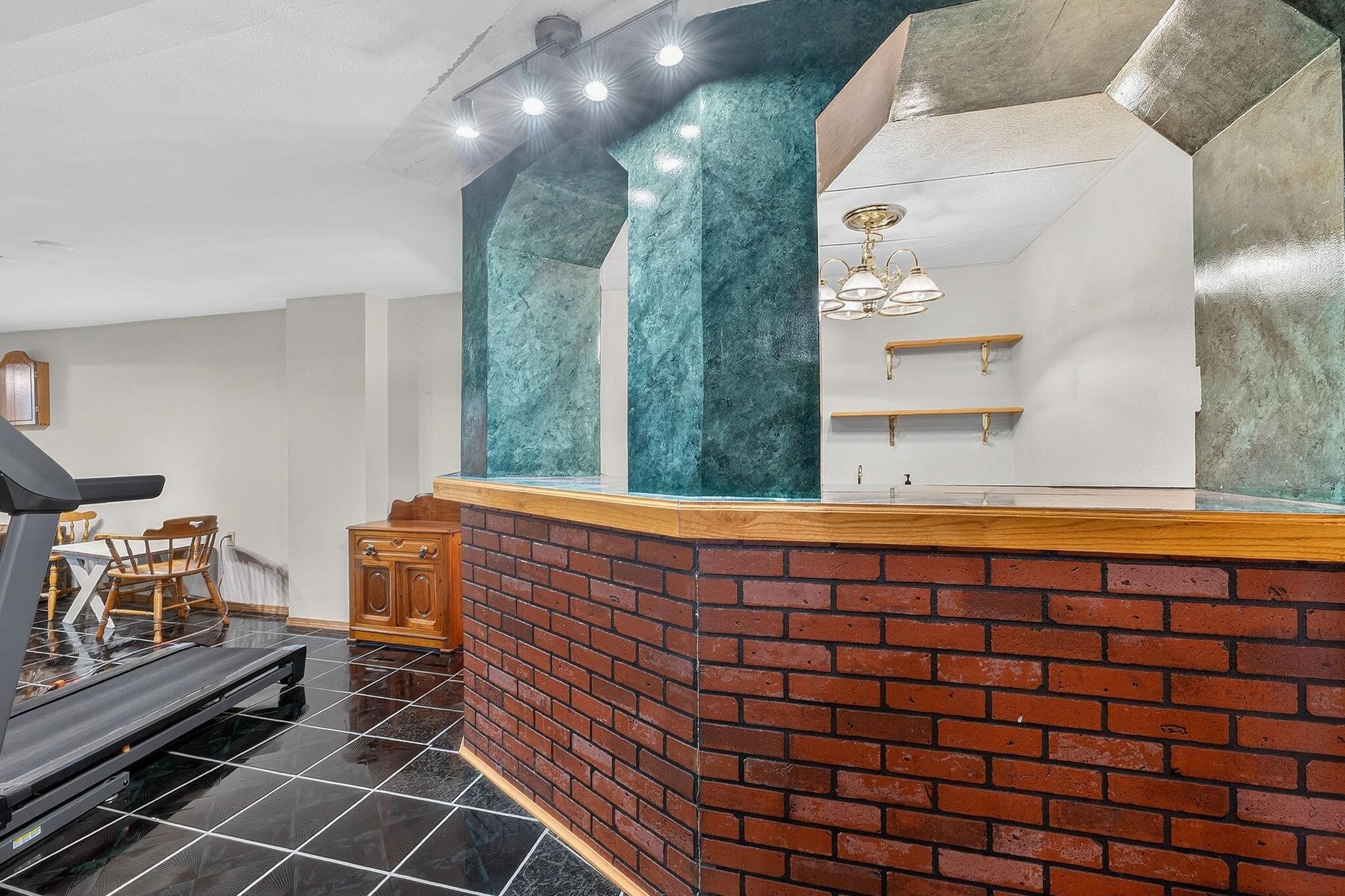 804 Fieldstone Way Watertown, WI 53094 - Photo 23 of 32 Rec Room with Wet Bar