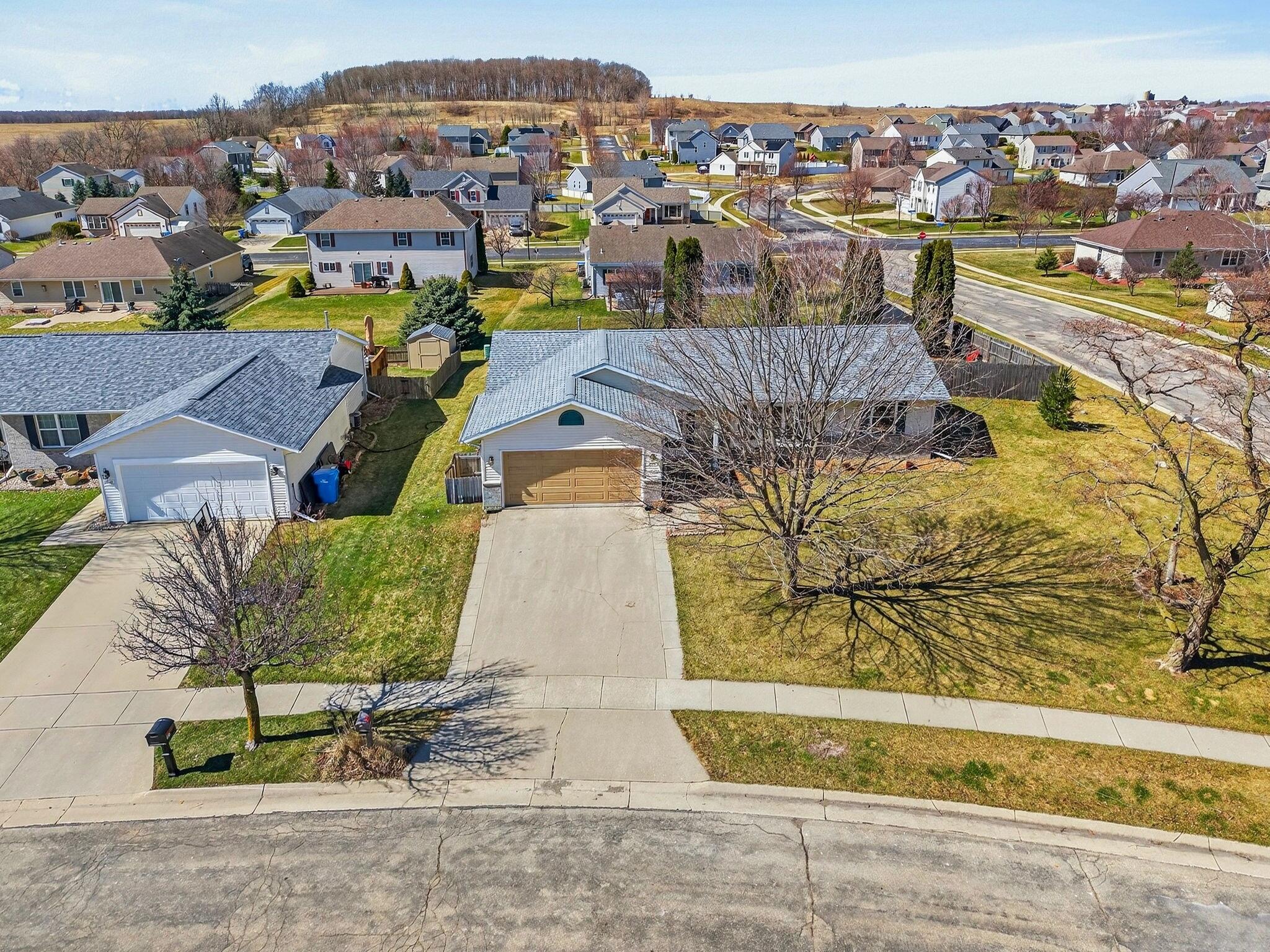 804 Fieldstone Way Watertown, WI 53094 - Photo 32 of 32 Arial Neighborhood View