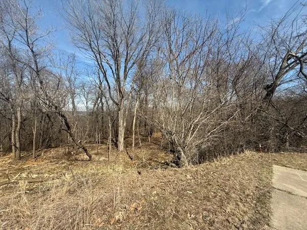 $59,999 | 328 Limestone Road, Cannon Falls, MN 55009