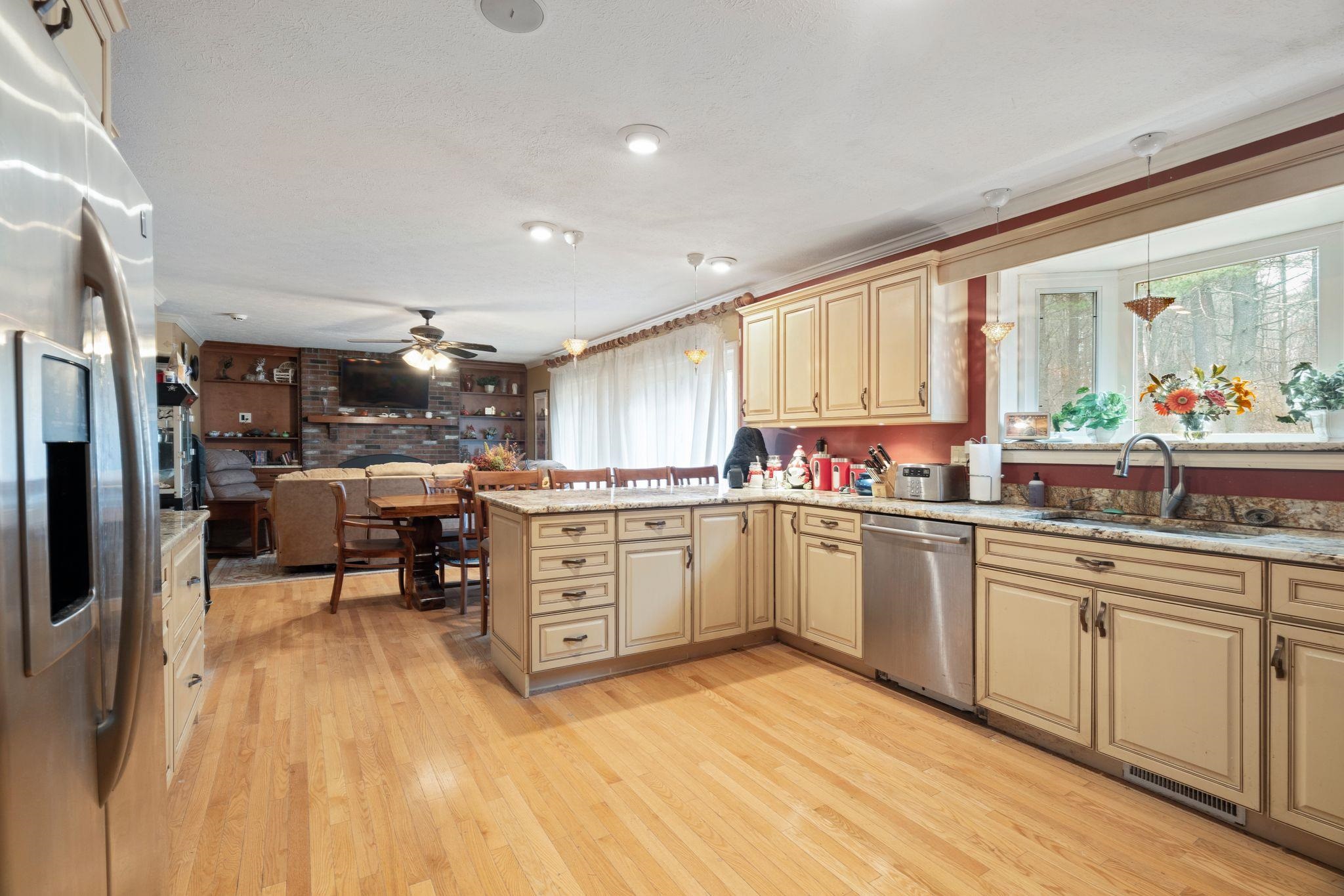 97 North Lowell Road Windham, NH 03087 - Photo 23 of 28