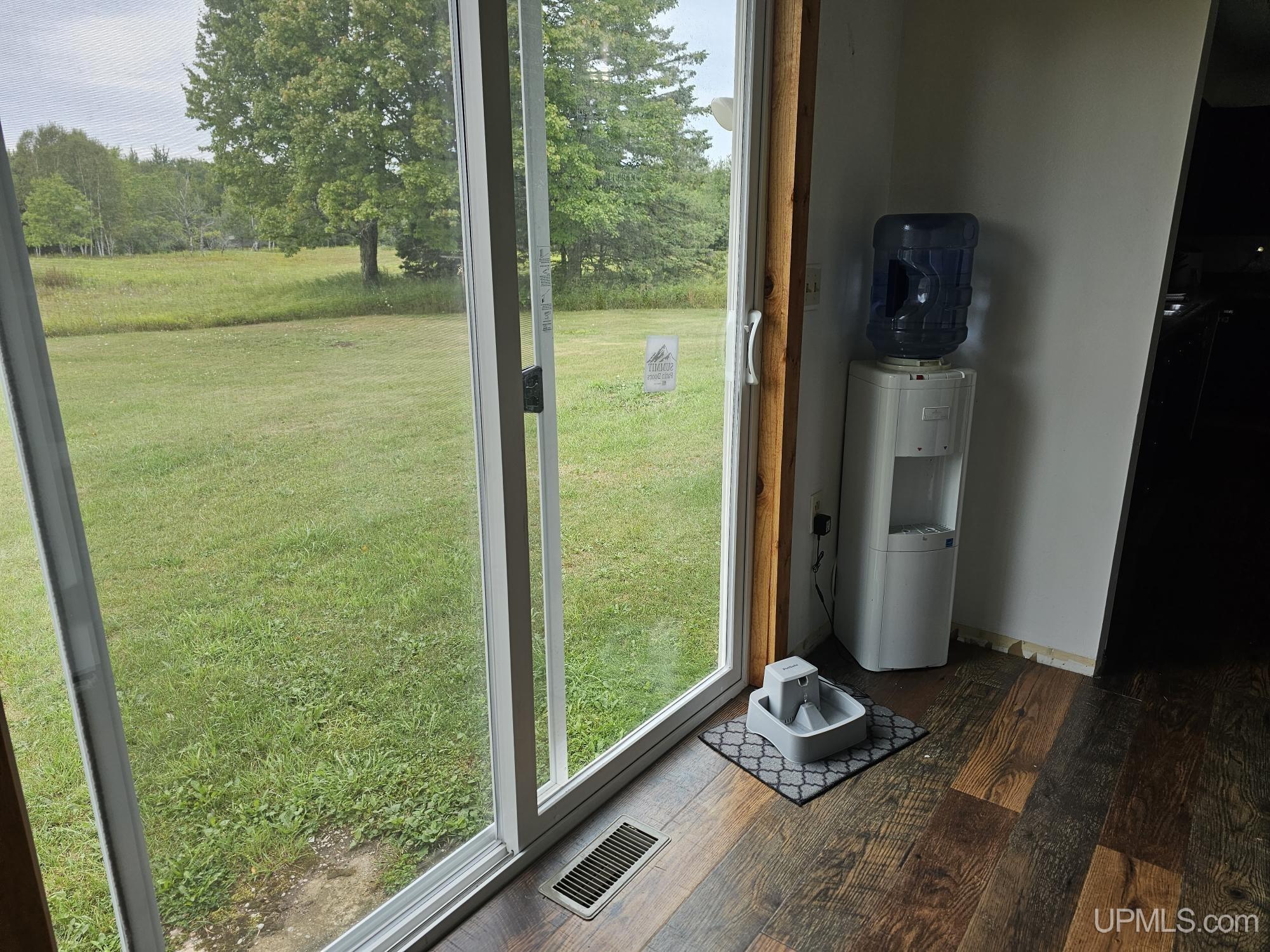 745 North Murphy Lake Road Manistique, MI 49854 - Photo 27 of 40