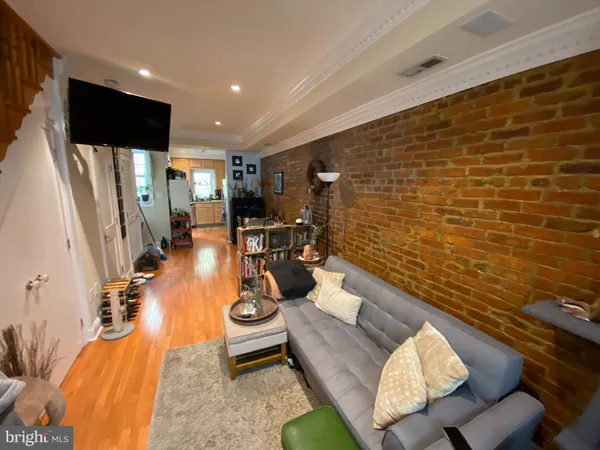 $3,100 | 2128 10th Street Northwest, Washington, DC 20001