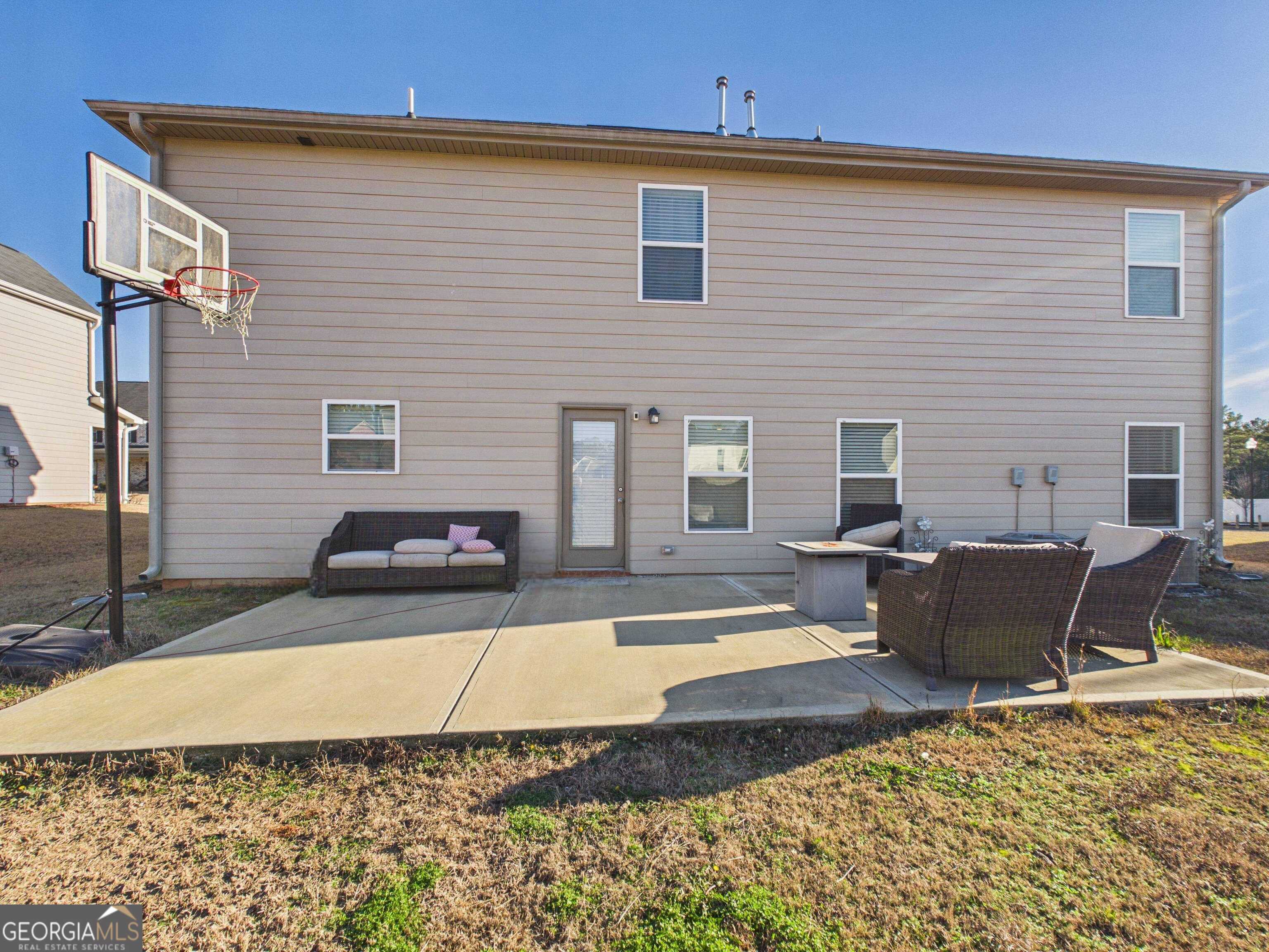 197 Stocks Circle West Point, GA 31833 - Photo 4 of 63