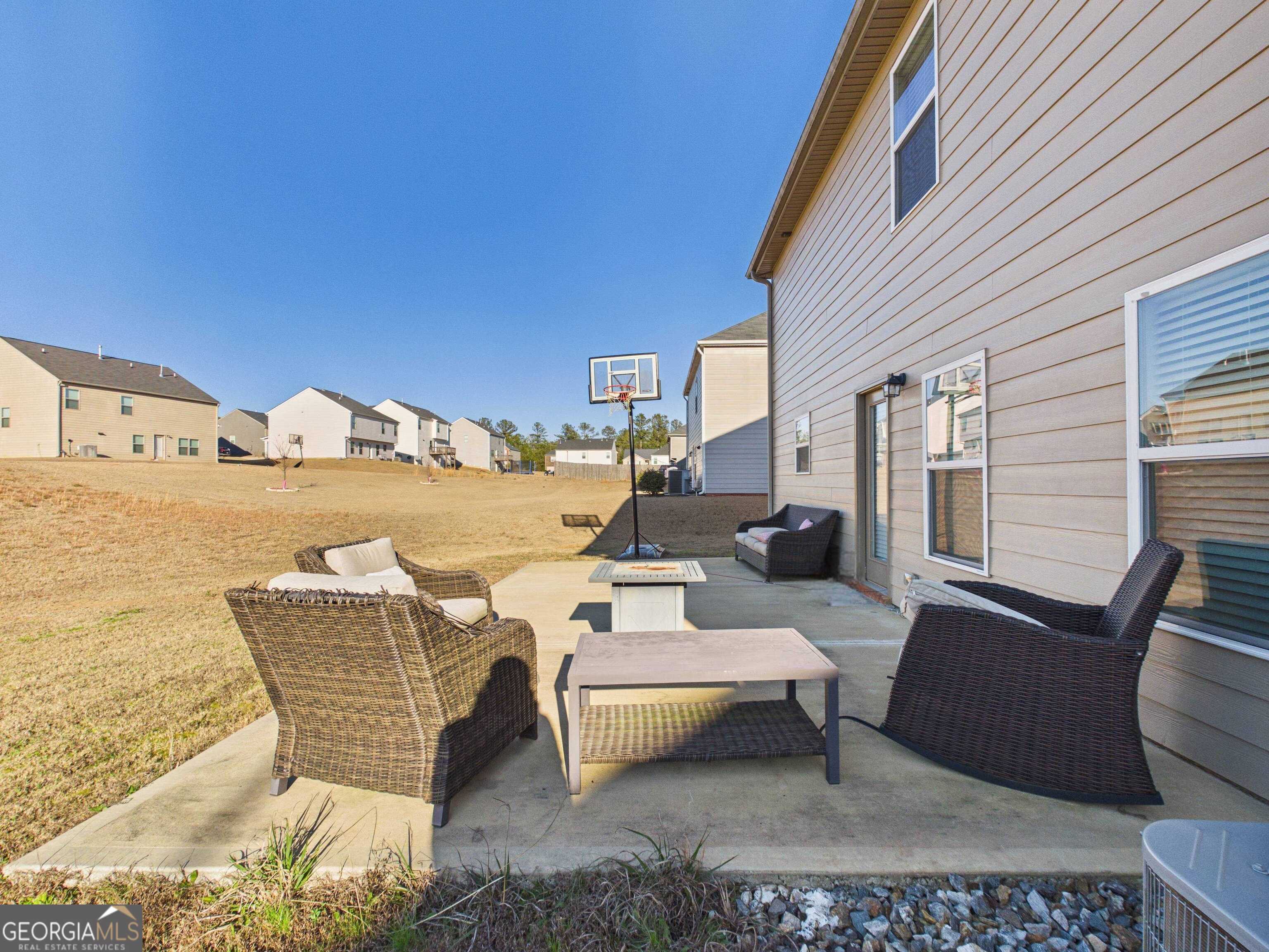 197 Stocks Circle West Point, GA 31833 - Photo 5 of 63