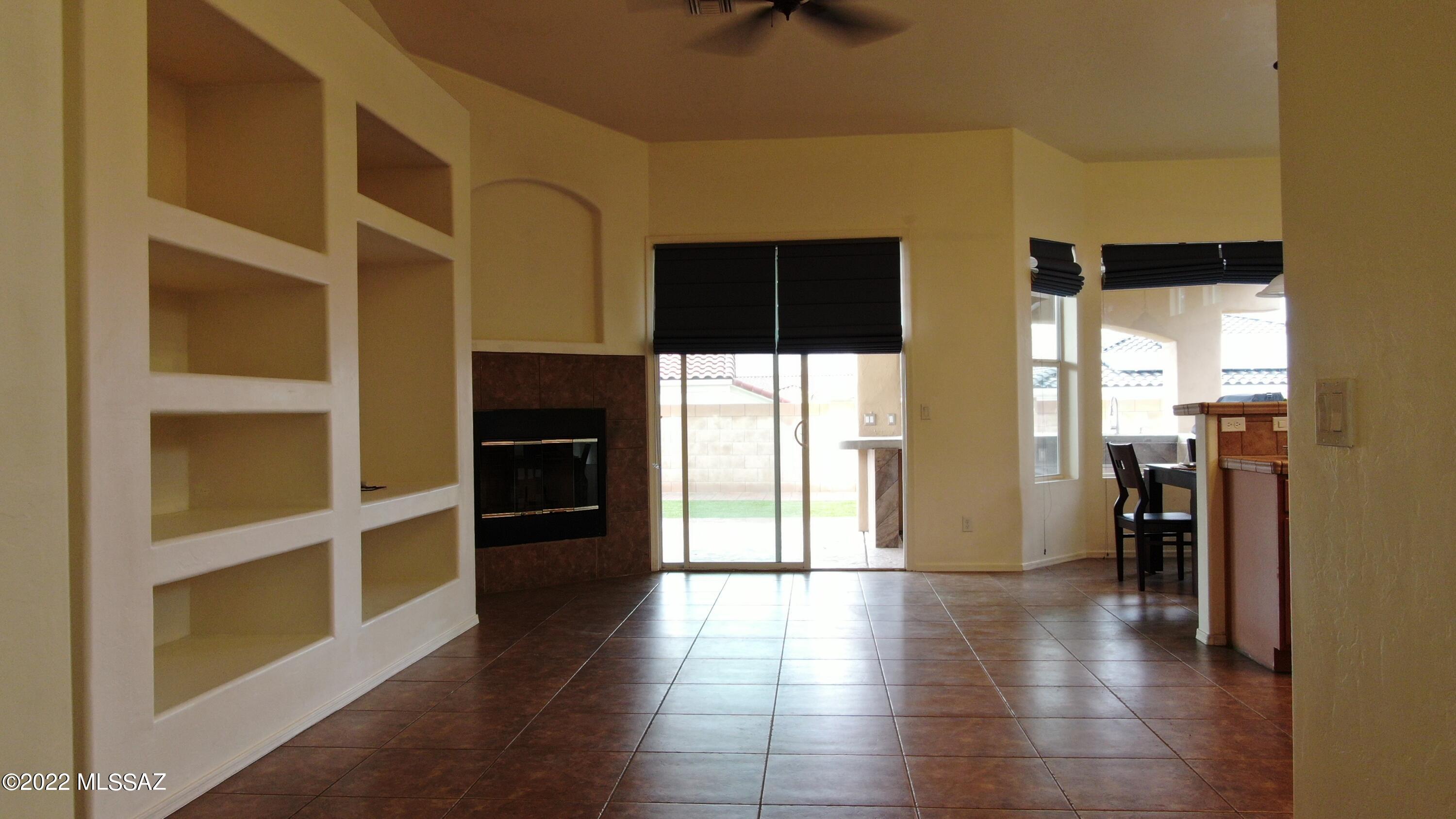 1077 San Tropez Court Rio Rico, AZ 85648 - Photo 6 of 17 Gallery Image 6