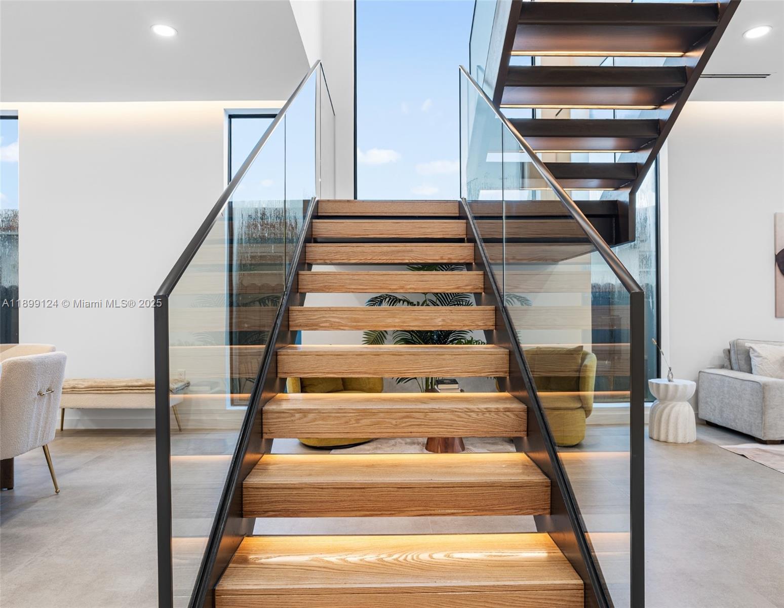 2823 Southwest 23rd Terrace, Unit 2823 Miami, FL 33145 - Photo 12 of 32 a view of entryway