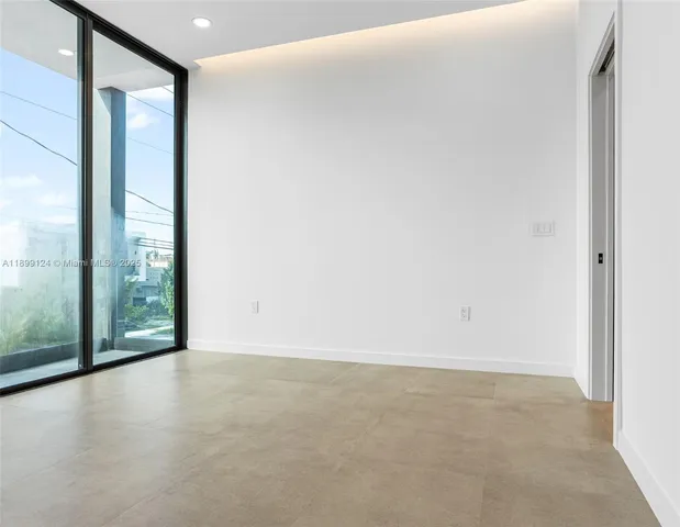 $1,599,000 | 2823 Southwest 23rd Terrace, Unit 2823, Miami, FL 33145