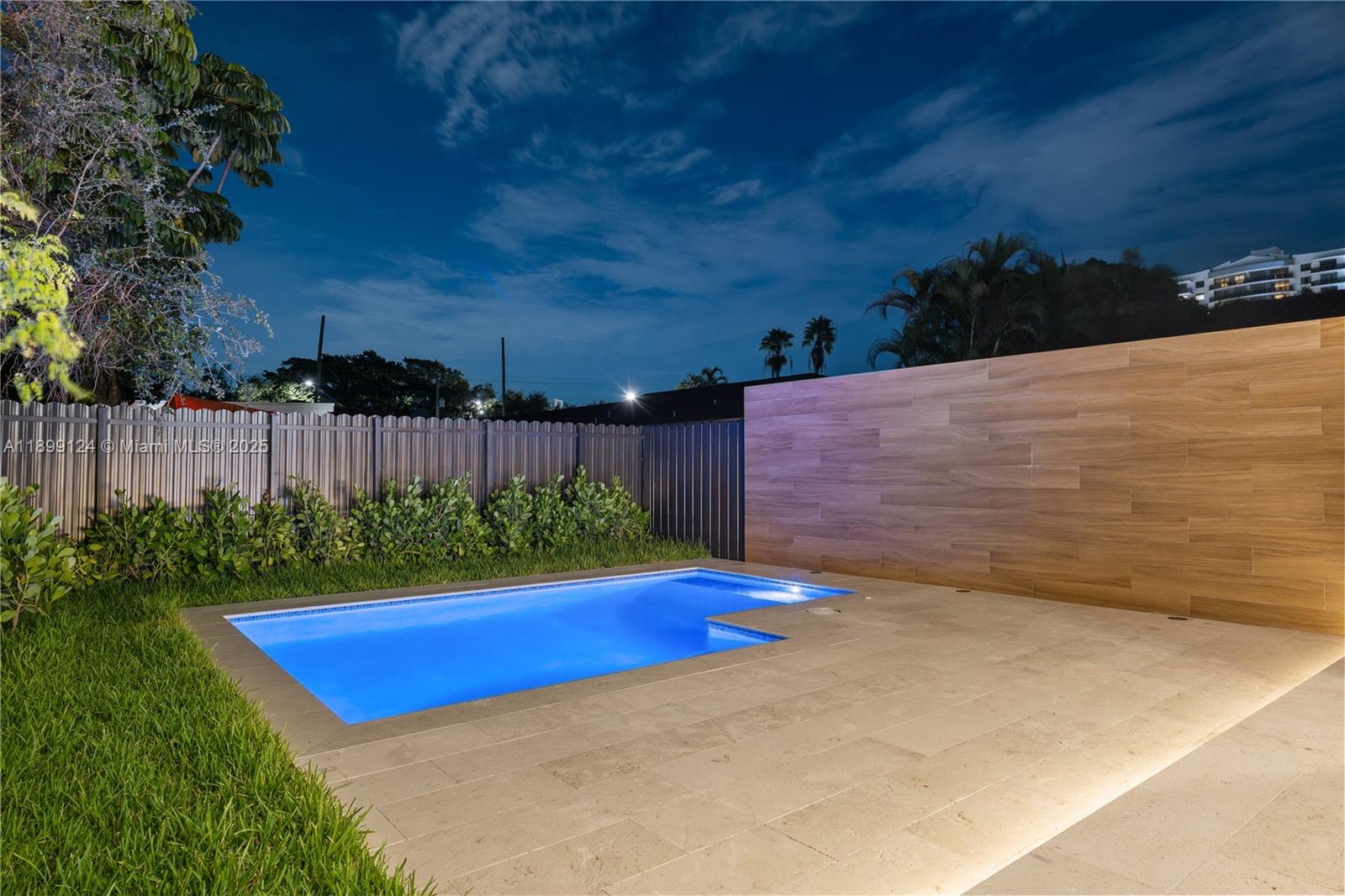 2823 Southwest 23rd Terrace, Unit 2823 Miami, FL 33145 - Photo 30 of 32 a view of a backyard