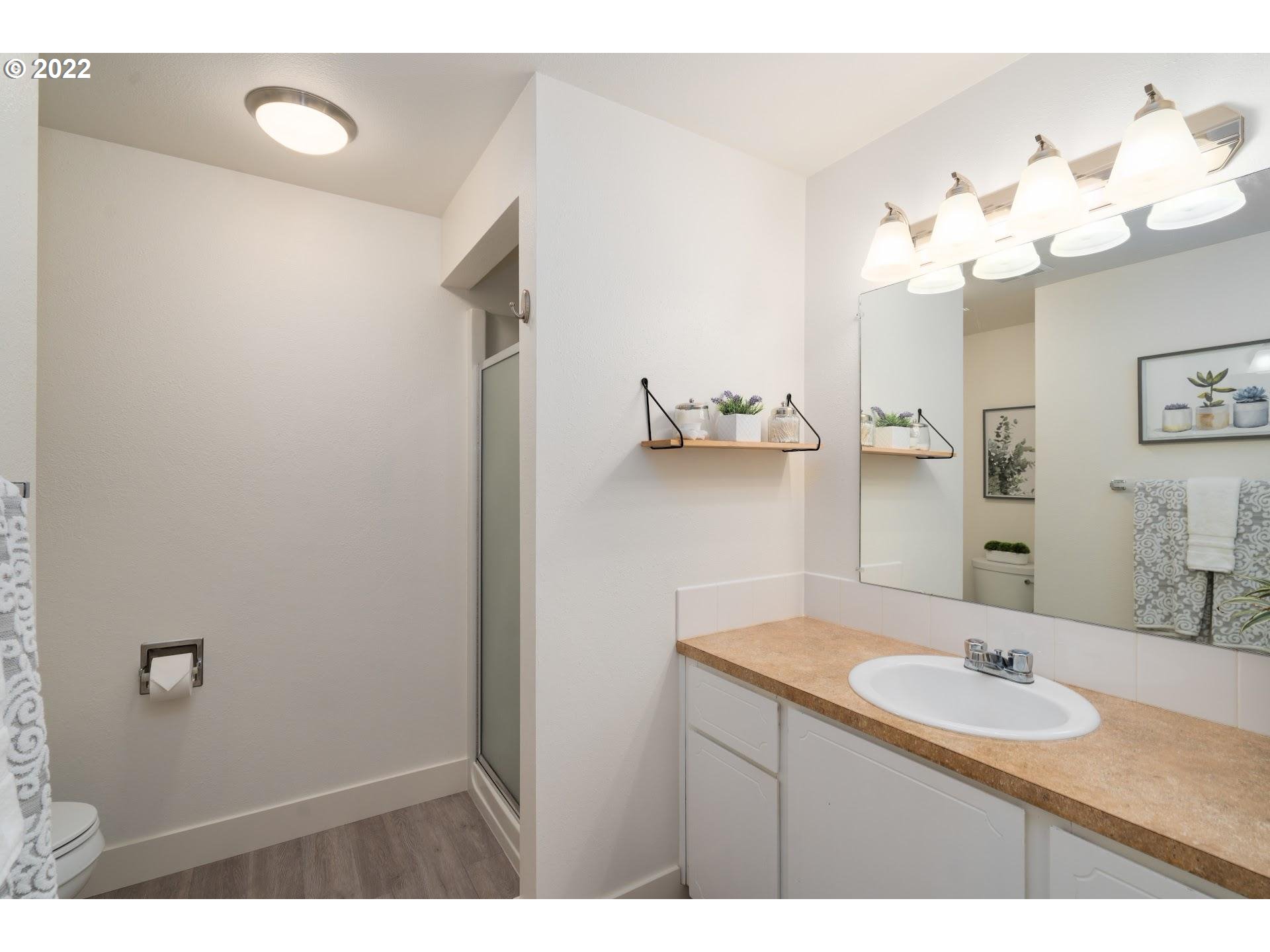 7580 Southwest Erica Place Beaverton, OR 97008 - Photo 22 of 32 Bathroom