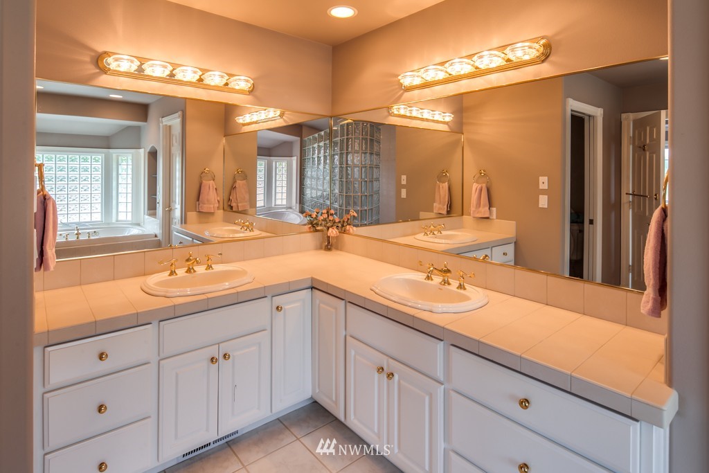 9388 Stein Road Custer, WA 98240 - Photo 13 of 25