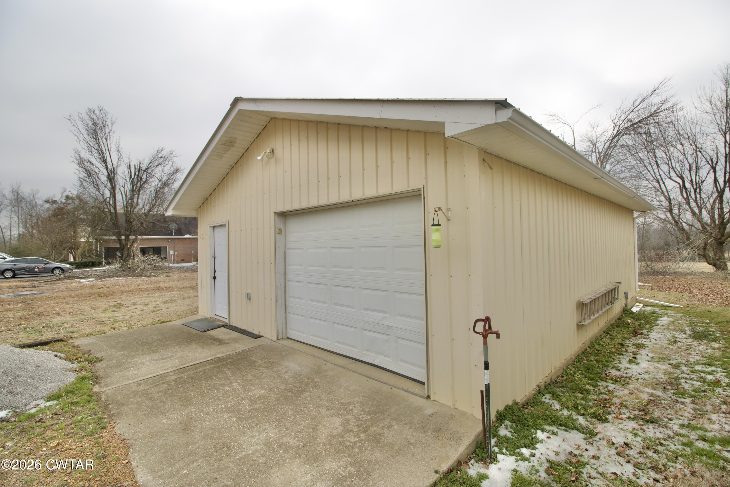 2845 Gilchrist Stantonville Road Stantonville, TN 38379 - Photo 58 of 97 a view of a house with a outdoor space