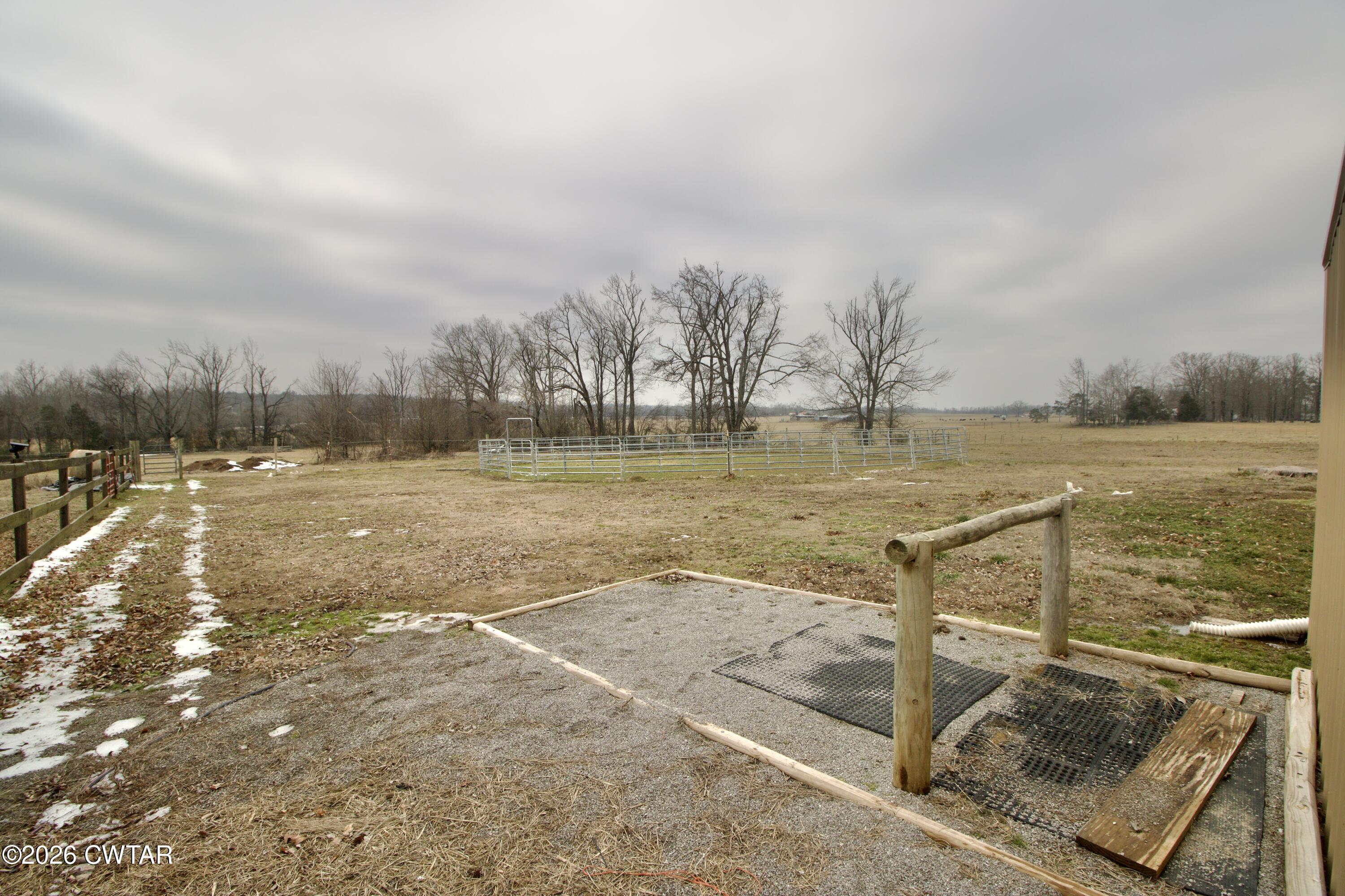 2845 Gilchrist Stantonville Road Stantonville, TN 38379 - Photo 70 of 97 a view of a yard with an ocean