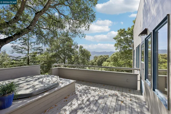 $2,750,000 | 319 Tappan Terrace, Orinda, CA 94563