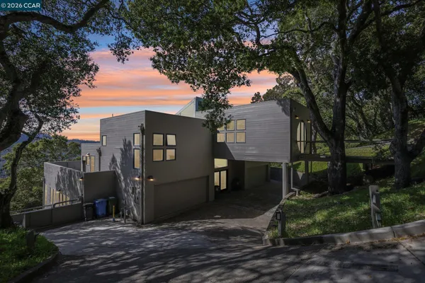 $2,750,000 | 319 Tappan Terrace, Orinda, CA 94563