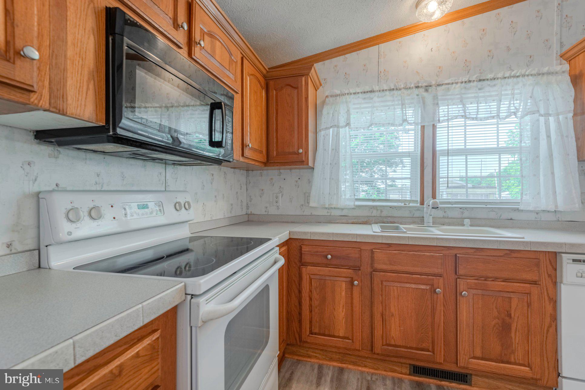 205 Trailway Road Middle River, MD 21220 - Photo 8 of 37 Gallery Image 8