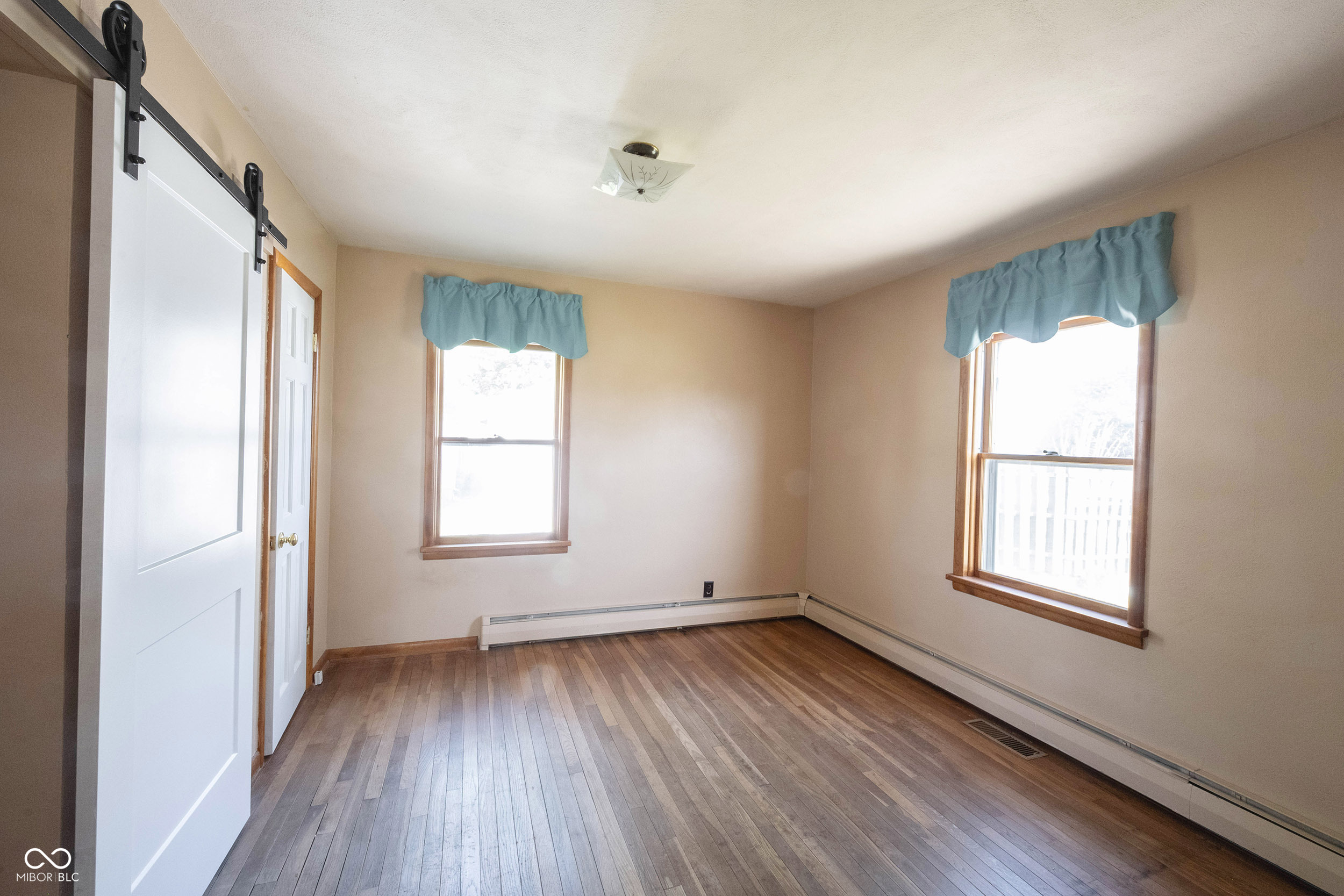 306 South East Street Pendleton, IN 46064 - Photo 21 of 47