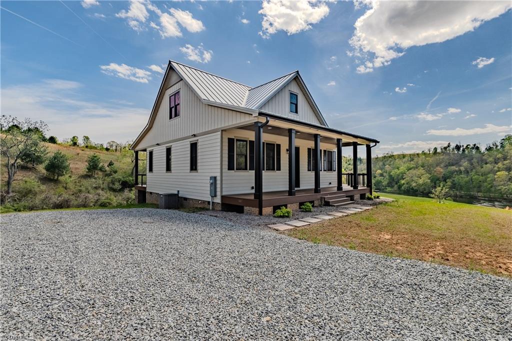 1518 Moxley Ridge Road Sparta, VA 28675 - Photo 1 of 1 Gallery Image 1